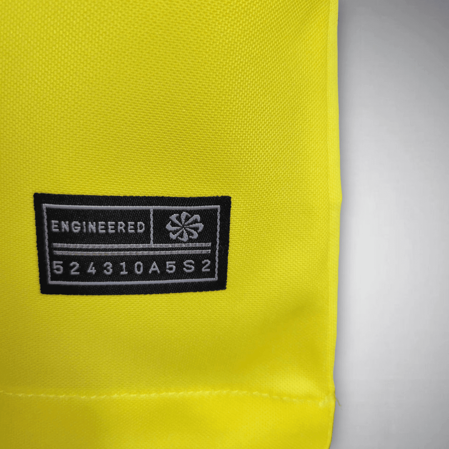 Brazil "Pelé 77/92" Premium Kit from FootballPrestige.com - Premium Football Kits