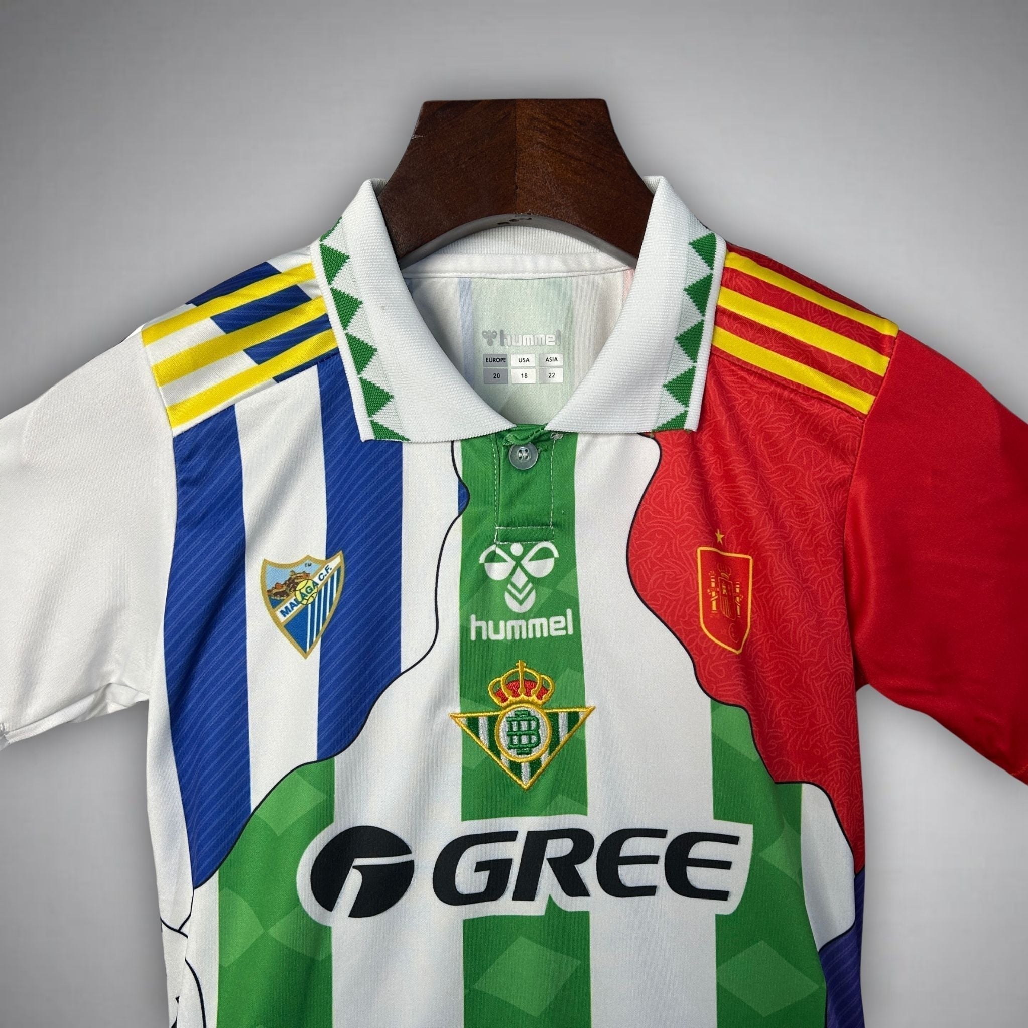 Career "Isco" Premium Kids Size Kit from FootballPrestige.club - Premium Football Kits