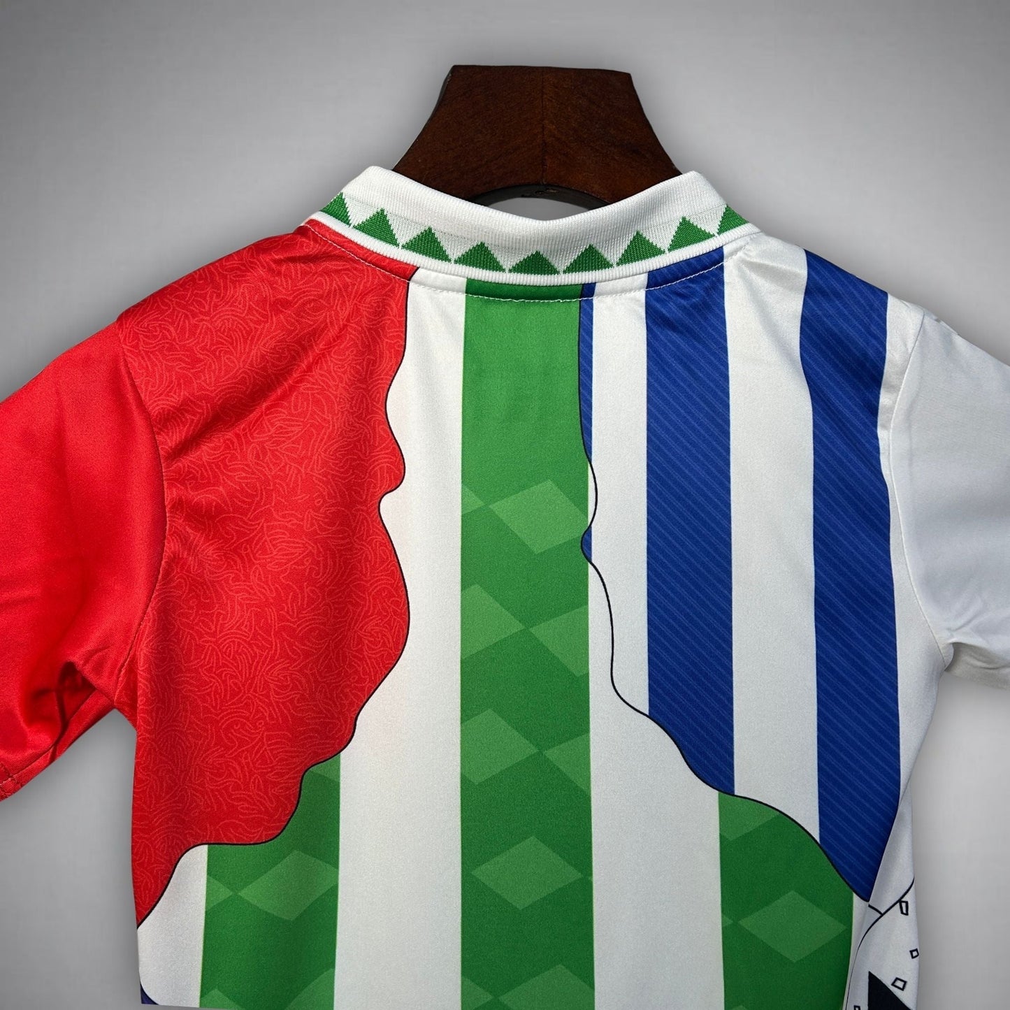 Career "Isco" Premium Kids Size Kit from FootballPrestige.com - Premium Football Kits