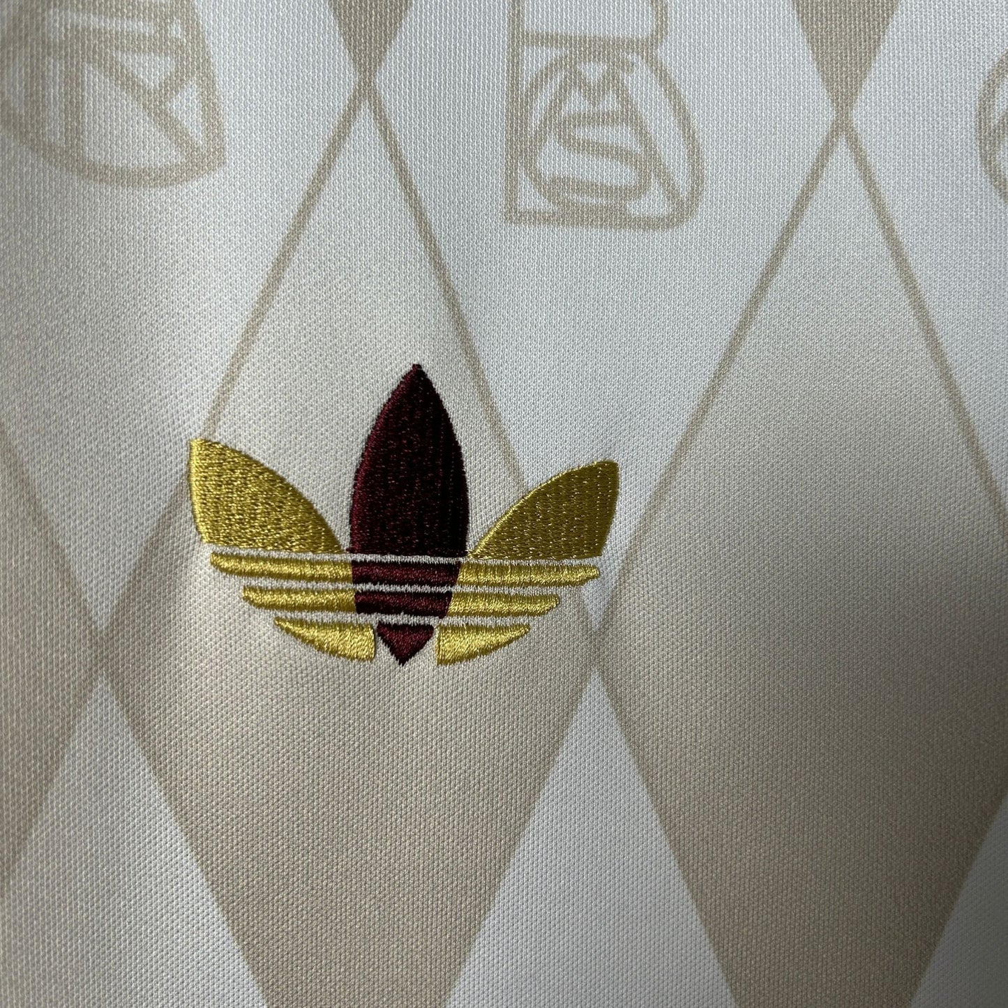 FC Bayern "Die Krone" Premium Kit from FootballPrestige.com - Premium Football Kits