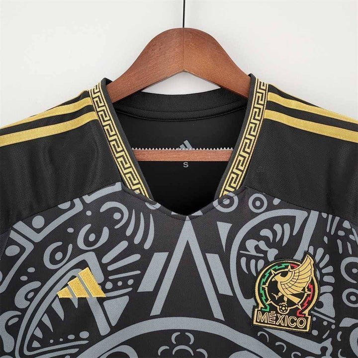 Mexico "Throwback" Premium Kit from FootballPrestige.club - Premium Football Kits