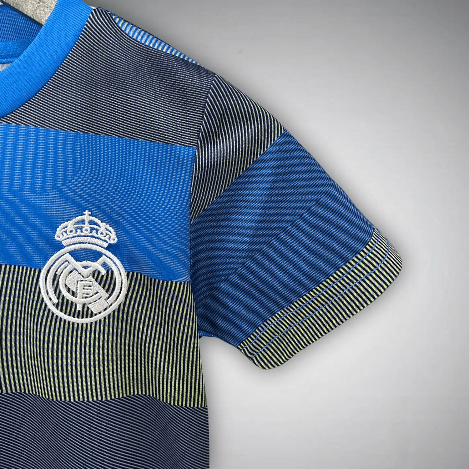Real Madrid "Cibeles Wave" Premium Kids Size Kit from FootballPrestige.com - Premium Football Kits